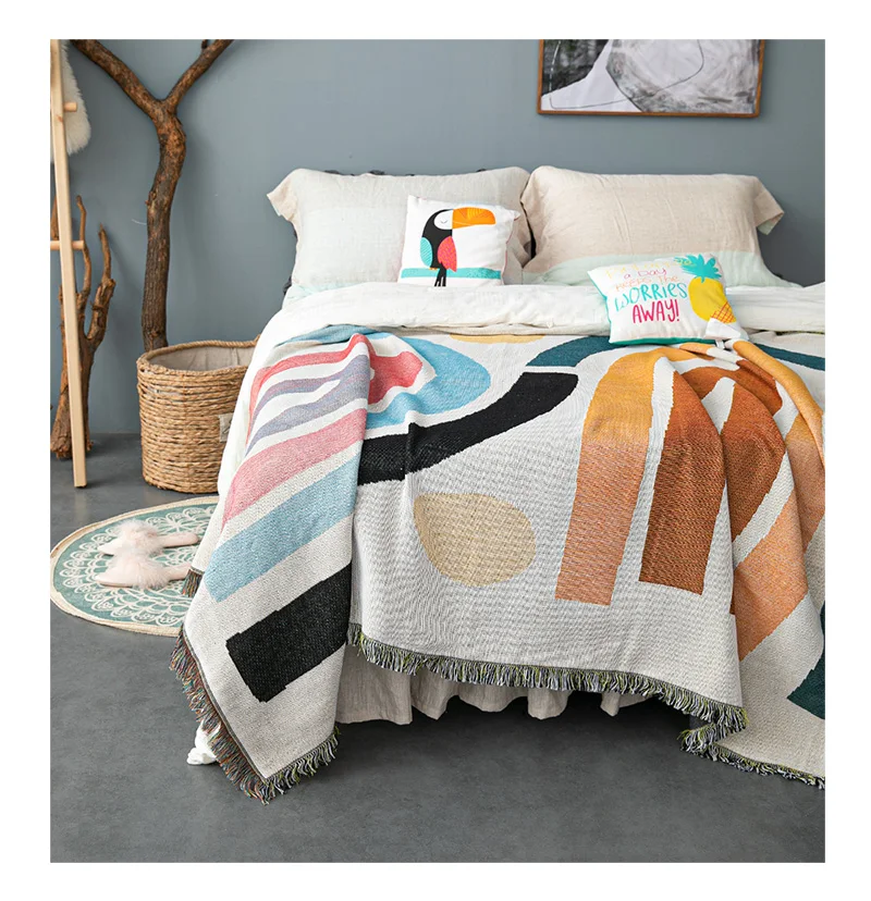 Savvy Wholesale Custom Blankets Polyester Astronaut Jacquard Beach
