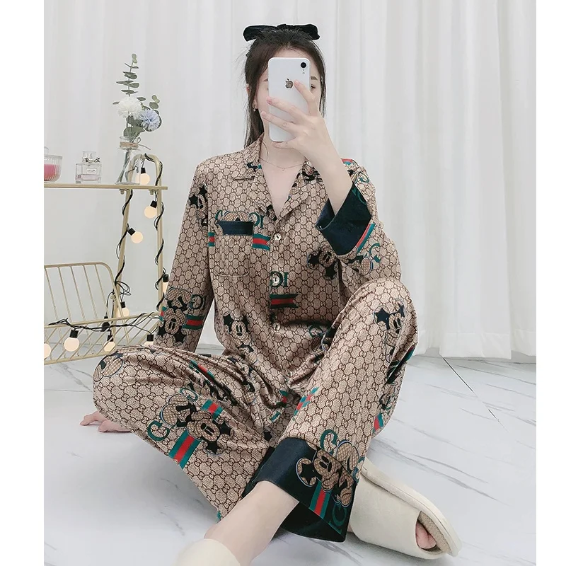 
Factory price custom winter warm sleepwear velvet pajama set 