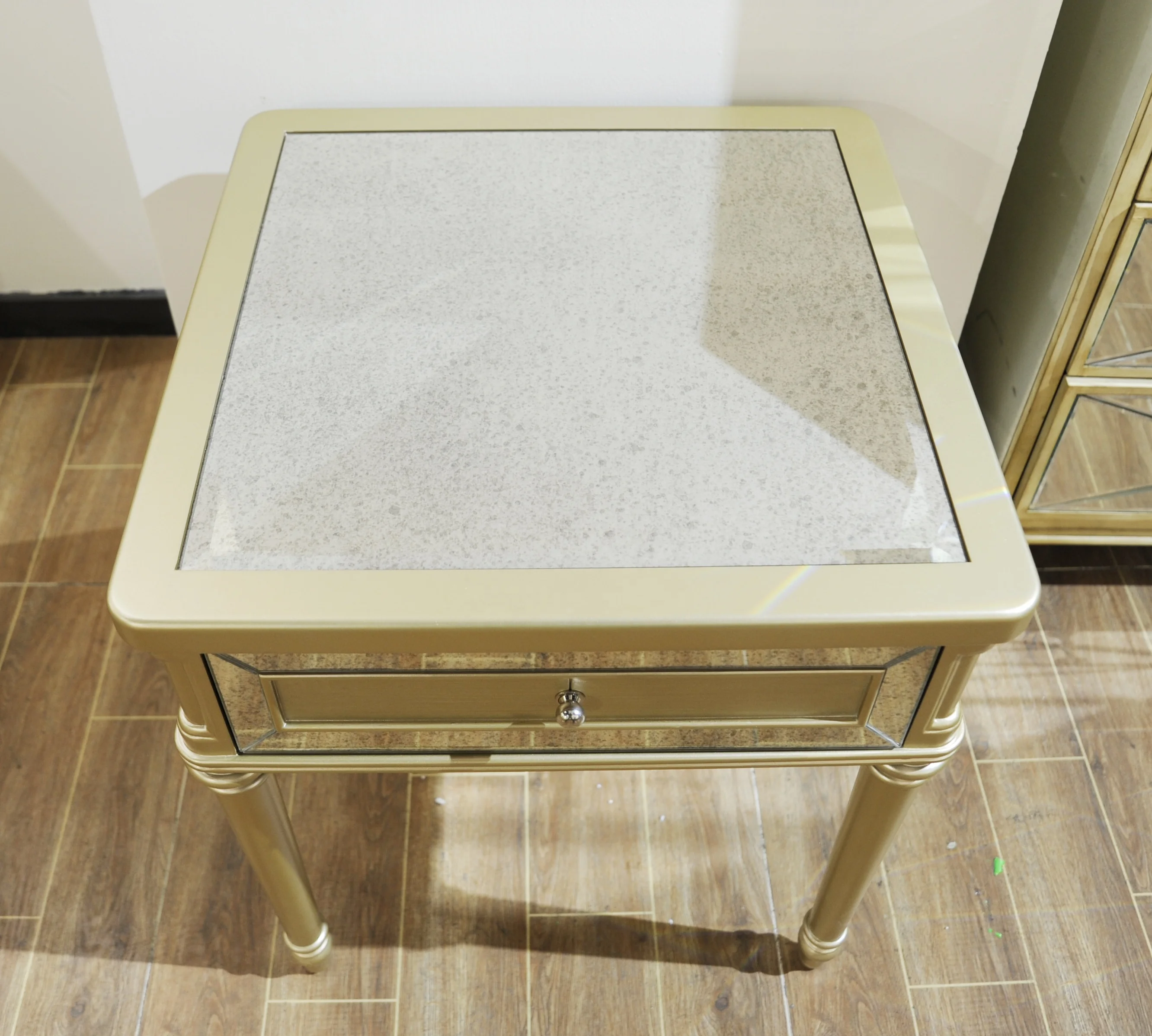 Modern Fashion Hot Selling Handmade Gold Painted Antique Mirror End table with 1 drawer Nightstand Side table