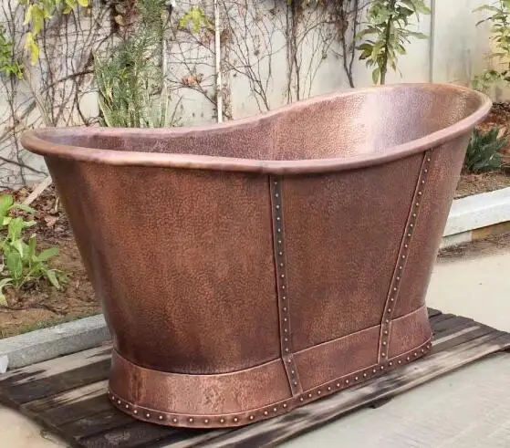 Bathtub 2.jpg