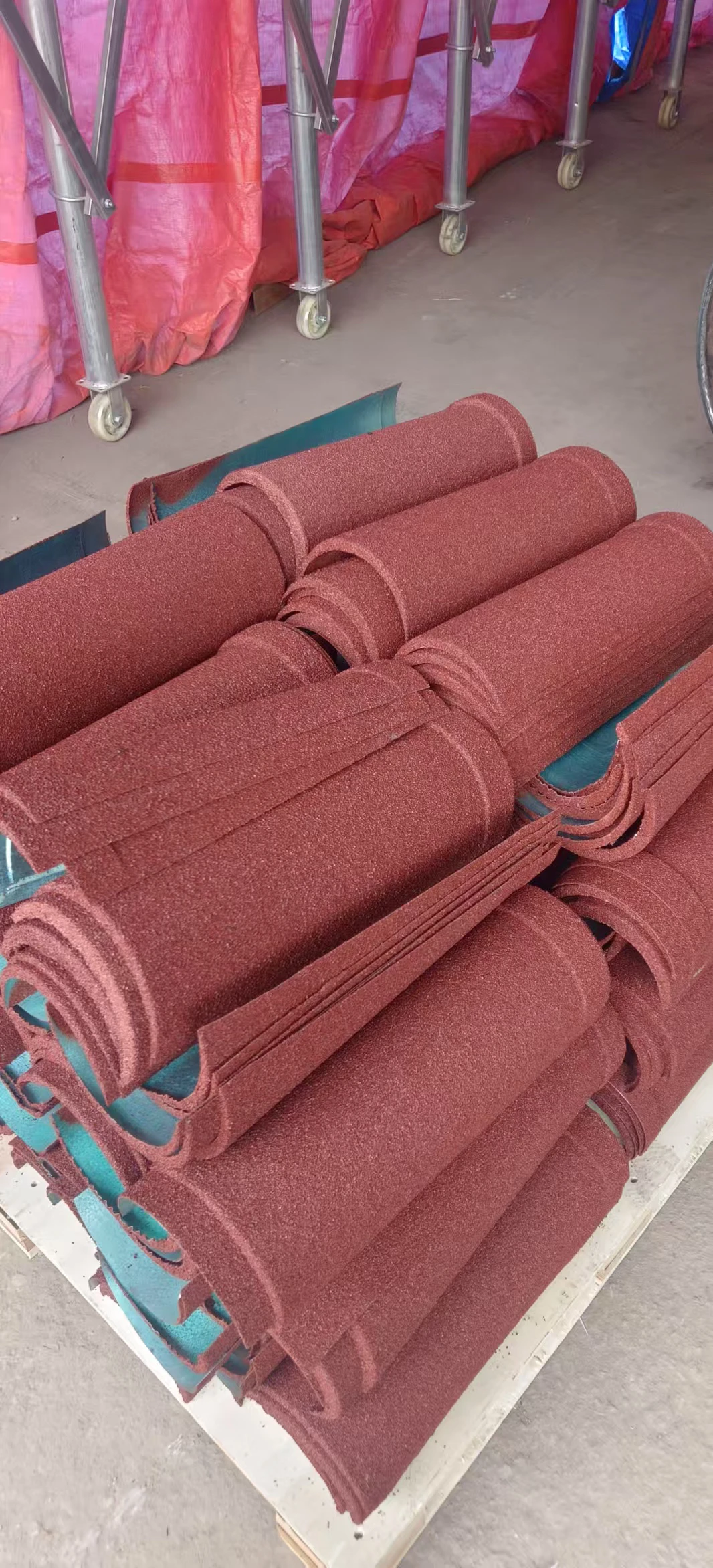 Modern Metal Colored Stone Tile Special Roof Sheet Square Ridge Tile ...