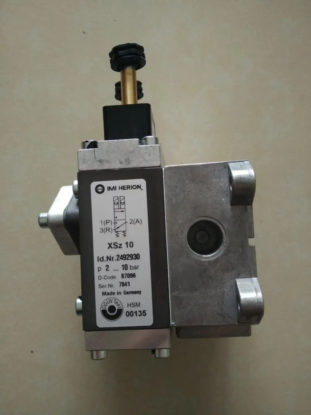 Hcab872ba821d4515bf88e94e95643