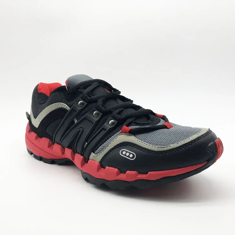 tennis shoes in china