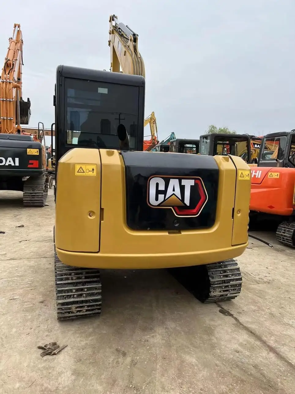 Used Original Cat 305.5e2 Excavator 5 Ton Cat Hydraulic Crawler Backhoe ...