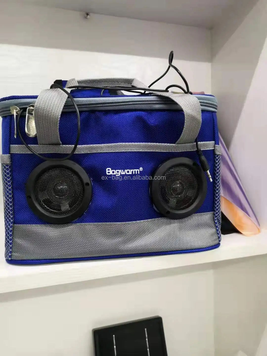12 Can Waterproof Inside Wireless Speaker Insulated Cooler Bag With