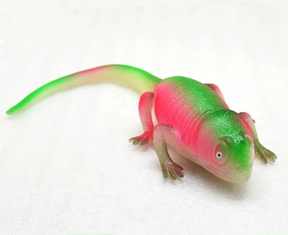 sticky lizard toy