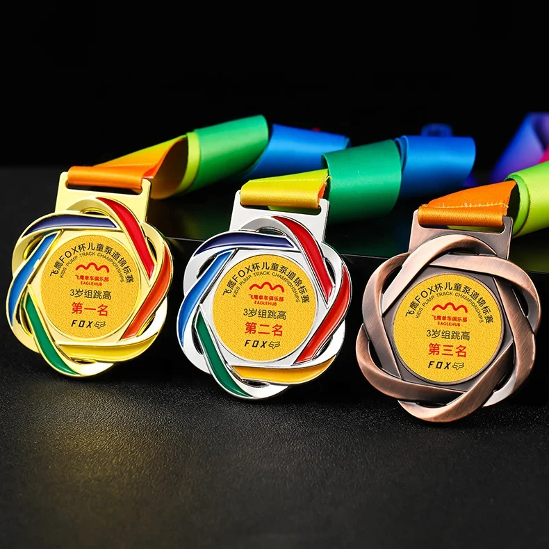 High Quality Customized 65-70mm Metal Medals Sports Event Memorial Graduation Medal Plaque In Stock factory