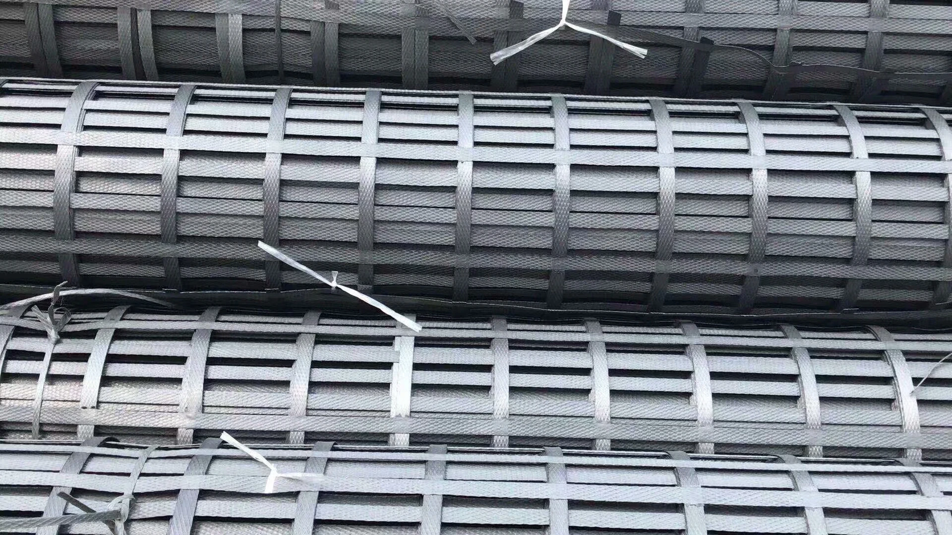 PP geogrid black.jpg