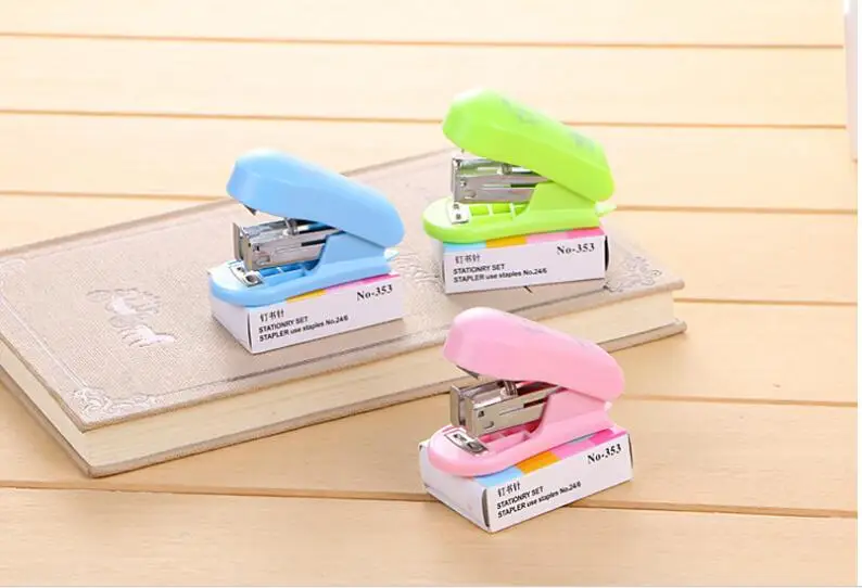 Mini Multi-color Stapler Set Office School Supplies Cartoon Book Stitcher 