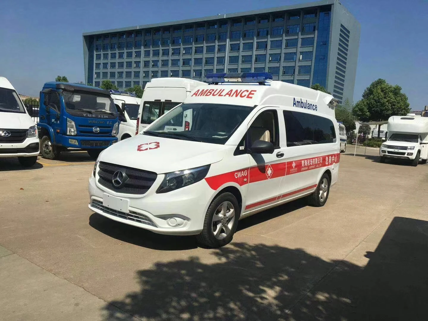 2023 Intensive Care Ambulance Vehiclehospital Ambulance,Patient