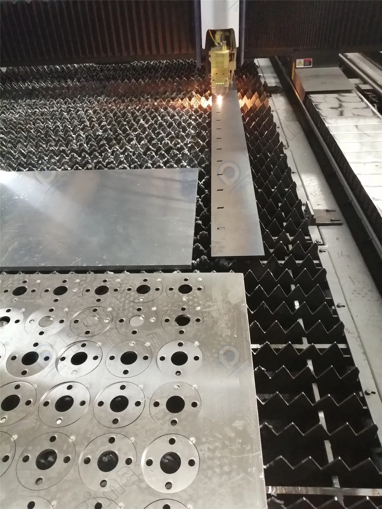 Factory Price Outdoor Laser Cutting Fence And Gate Buy Corrugated