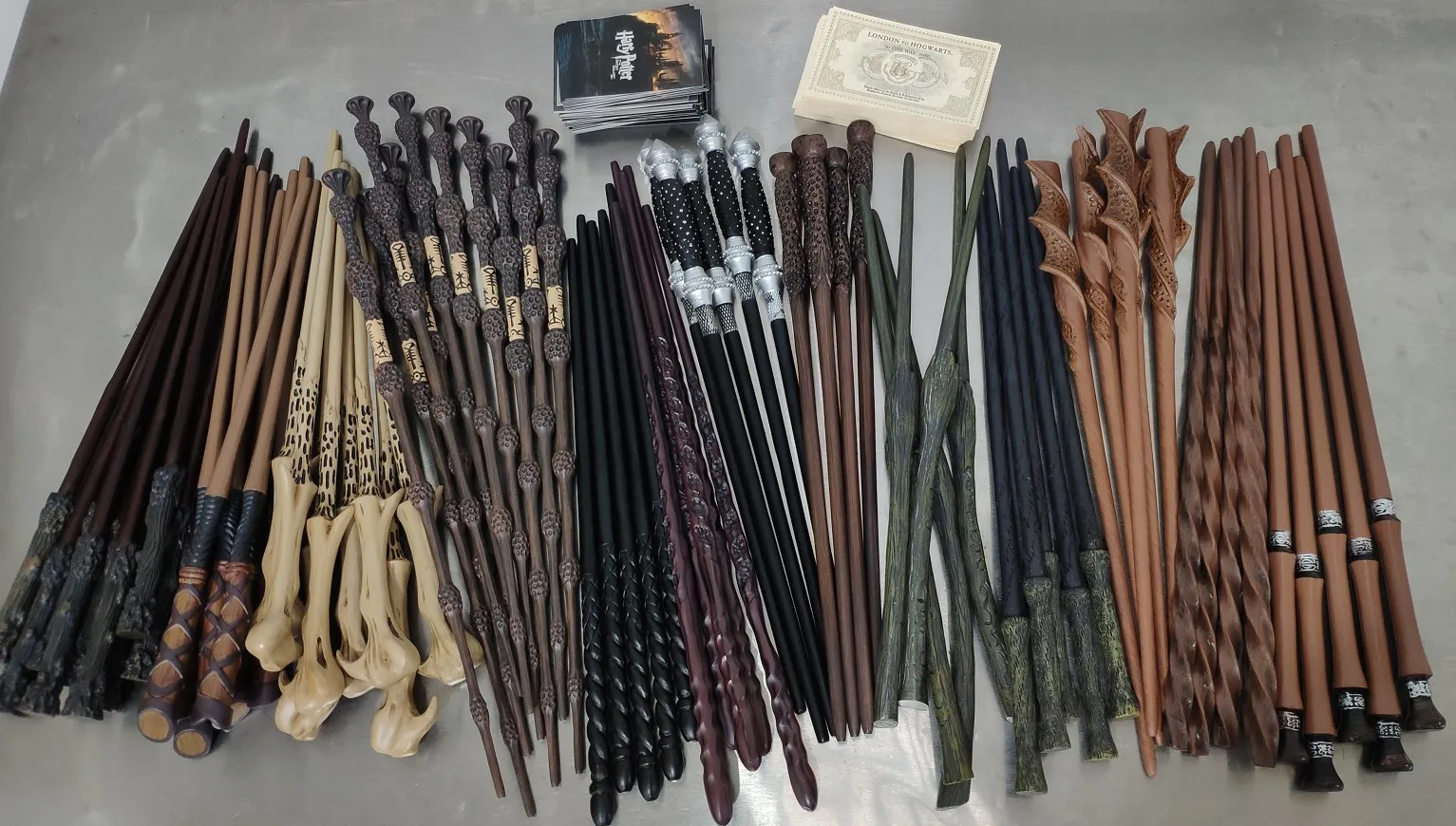 wholesale-85-characters-harry-potter-magic-wands-metal-core-with