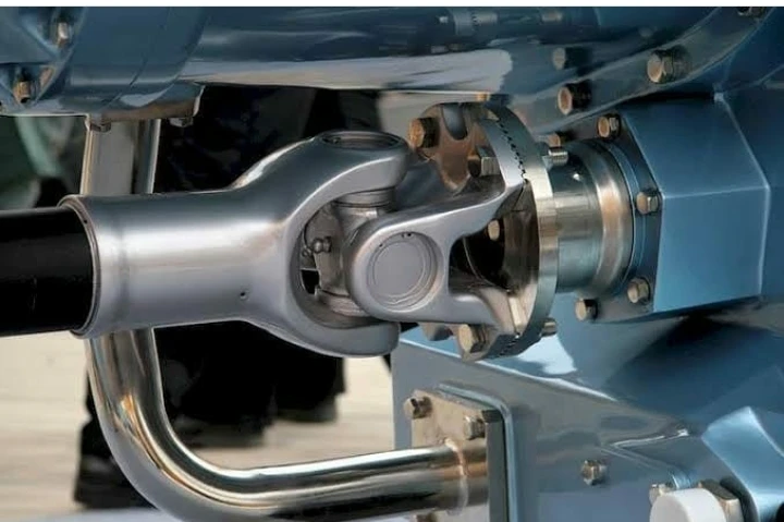 定制cnc加工双万向节小型万向节轴