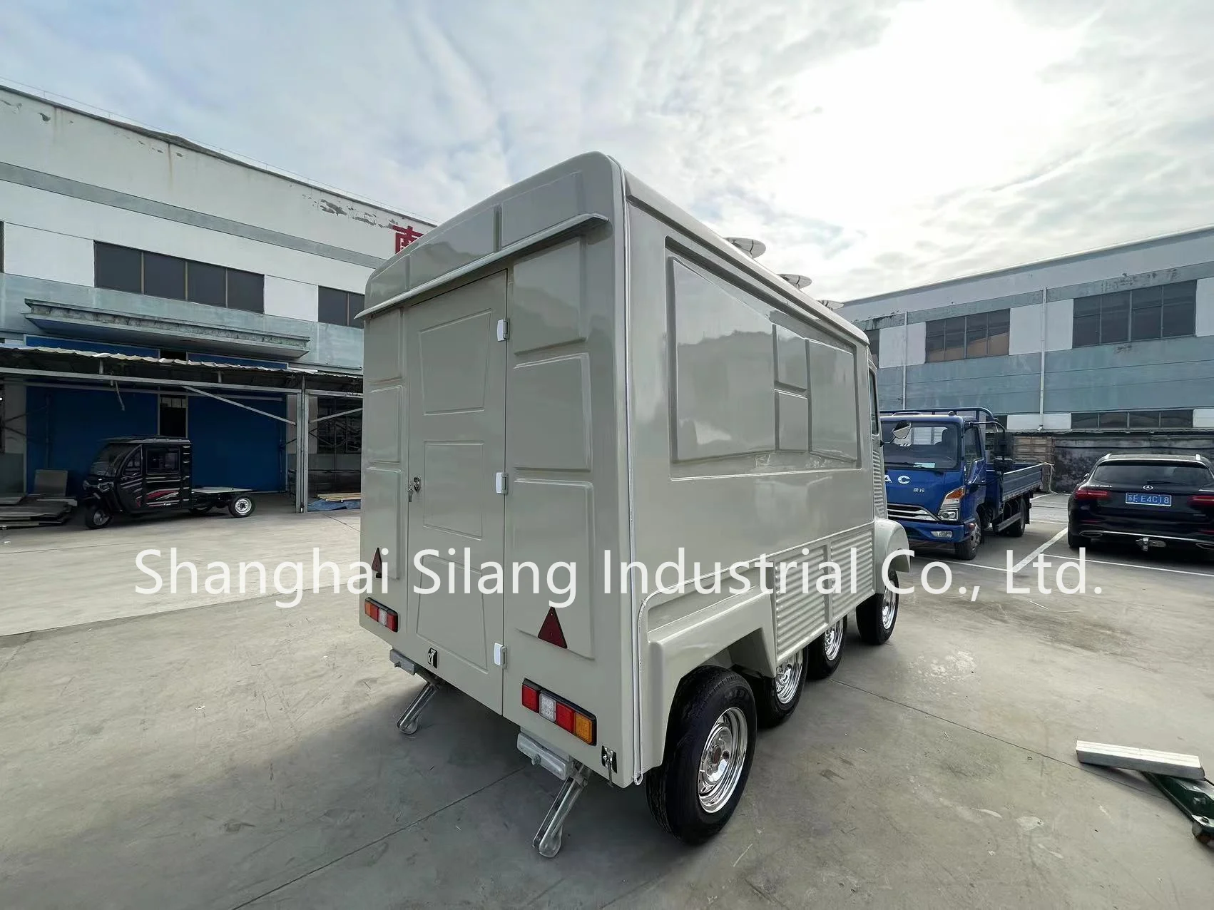 MAICHE Customized Mobile Coffee Snacks Citroen Food Trailer Truck Fast Food Cart Fruit Bar details