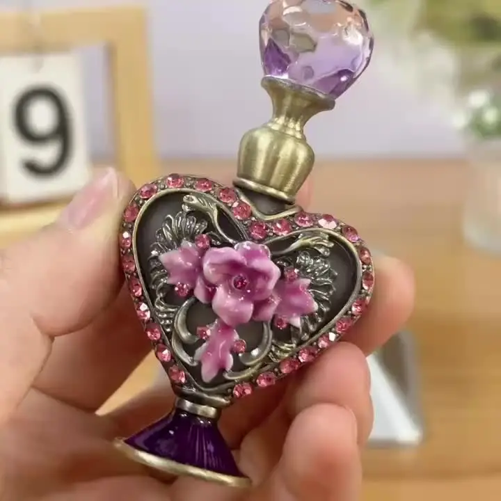 5ml Heart Shape Glass Perfume Bottle With Copper Cap Odm/odm