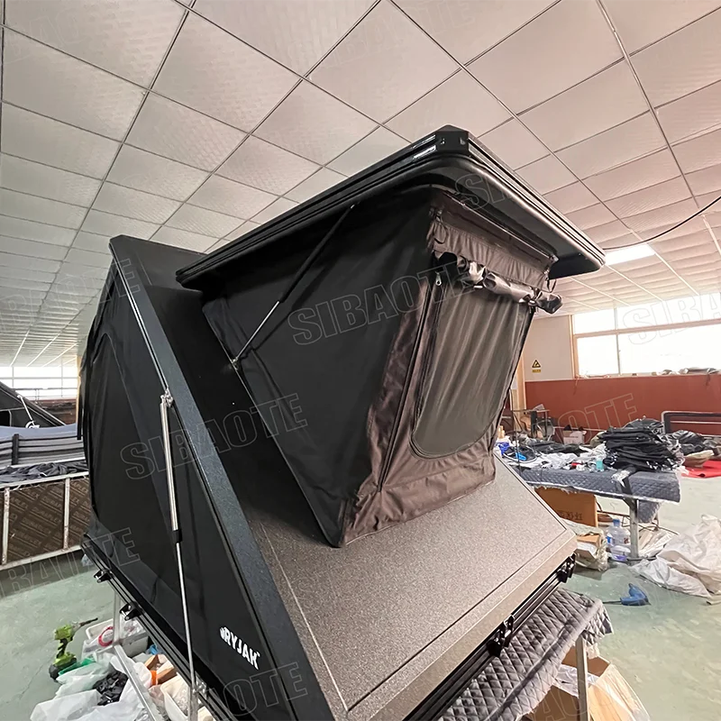 2023 New Styles Aluminum Triangular Open Skylight Car Rooftop Tent 23