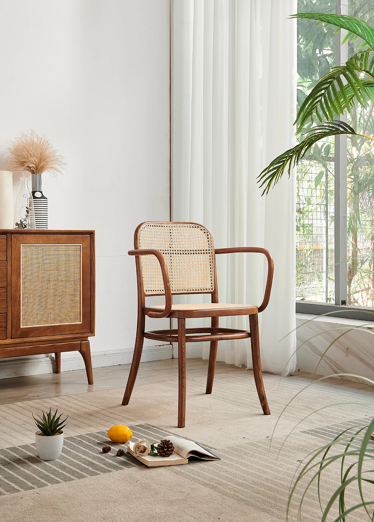 Modern Nordic Solid Wood and Real Rattan Dining Arm Chair for Home Hotel and Villa for Dining Room Furniture