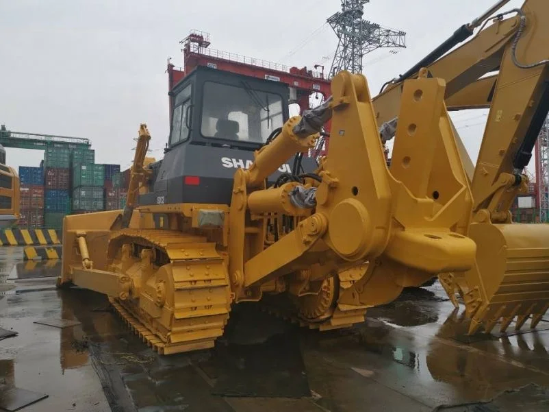 SD32 with single ripper.jpg