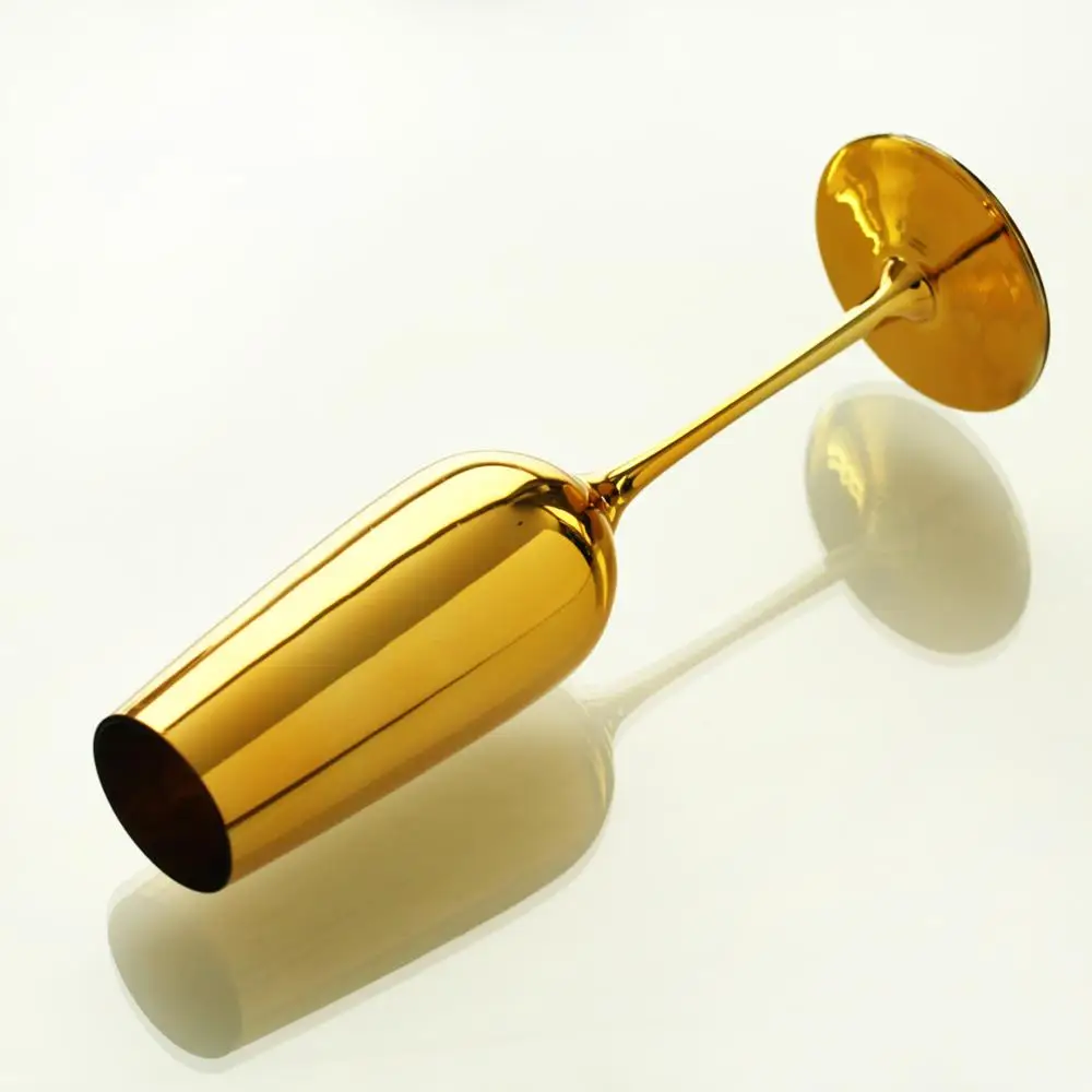 luxury champagne glasses gold