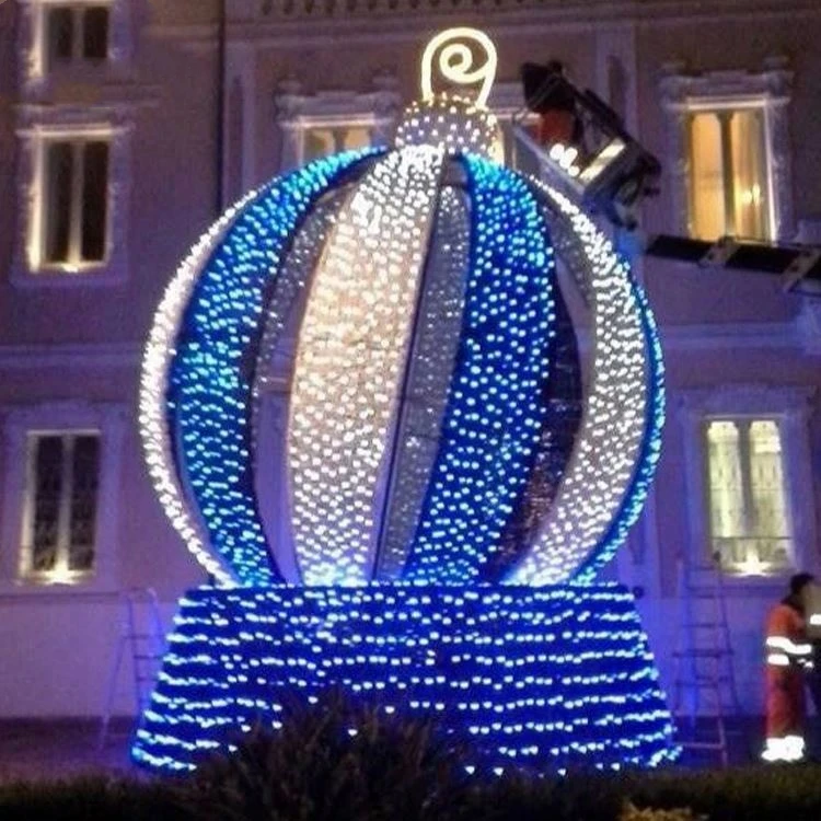 Großhandel große outdoor weihnachtskugeln lichter Kaufen Sie die besten