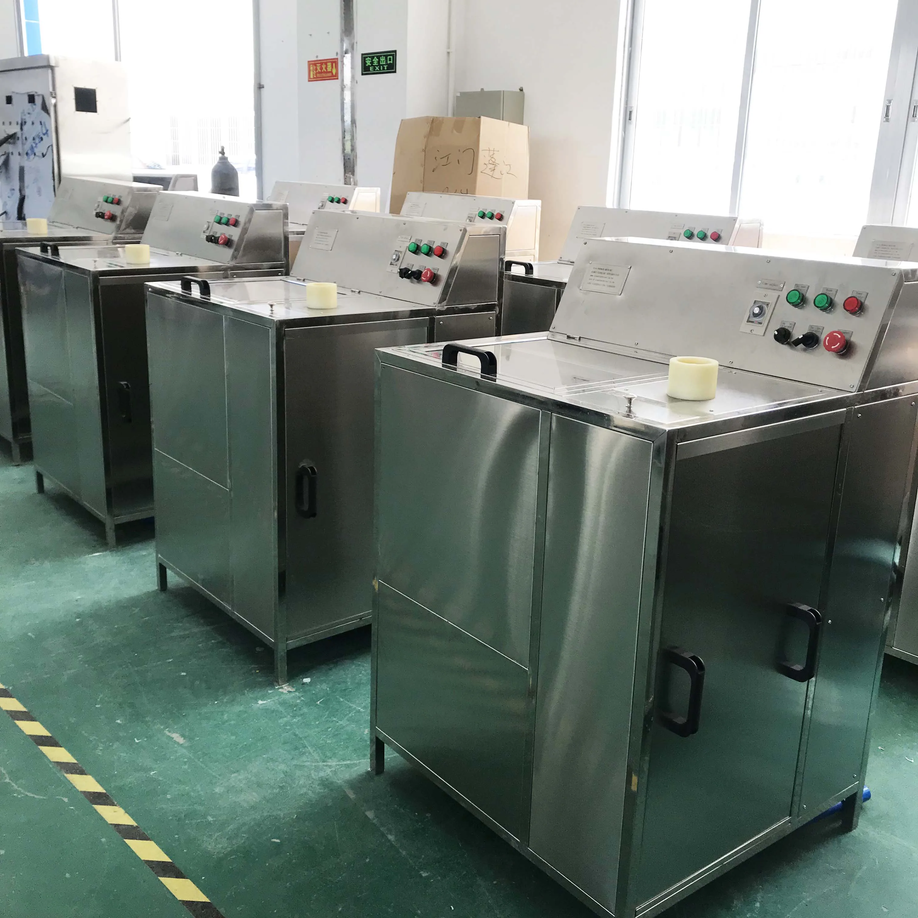 5 Gallon Bottle Inside Outside Washing Machine 19 Liters Bottle