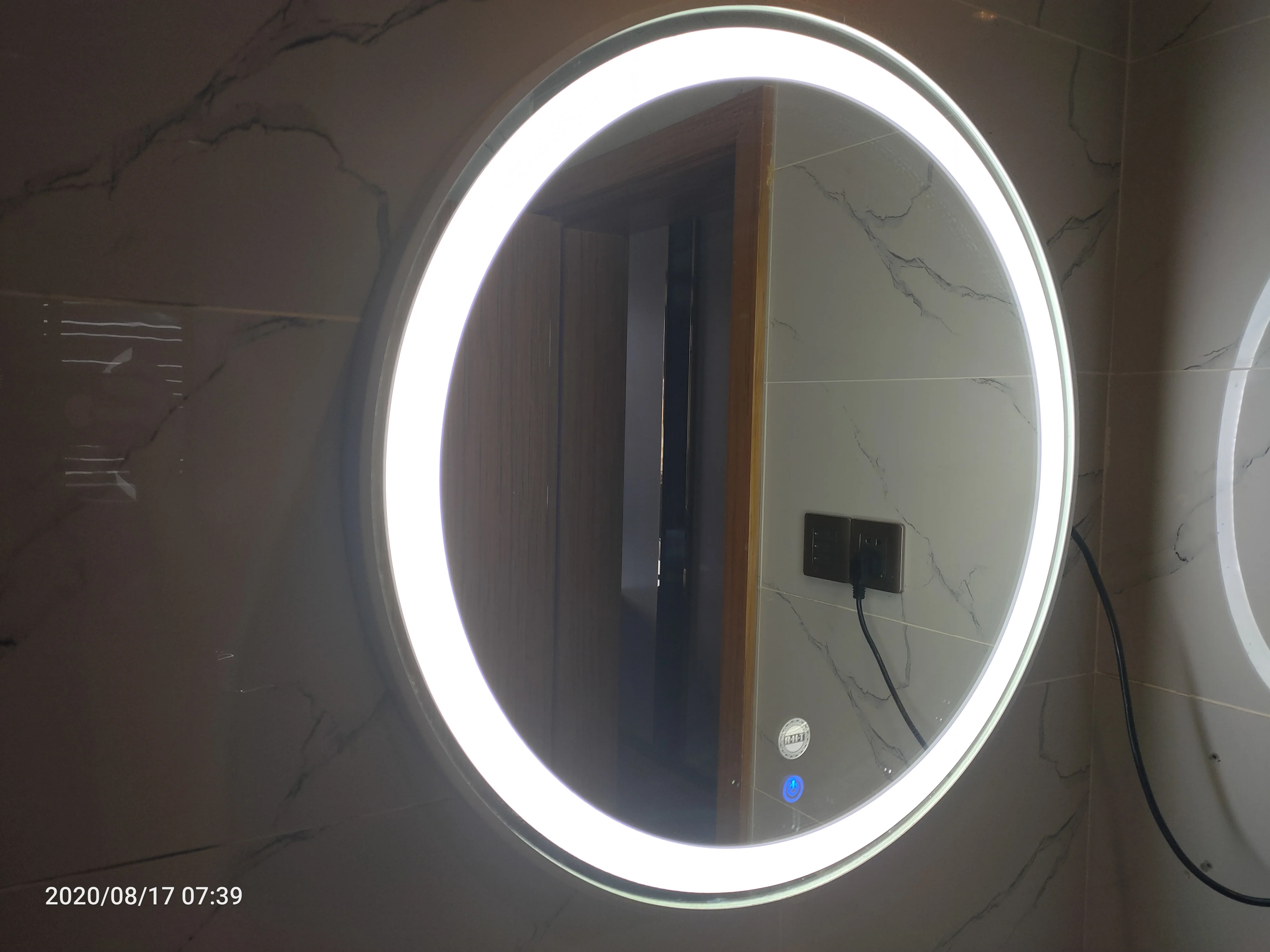 China Supplier High Quality LED Bathroom Mirror for custom size