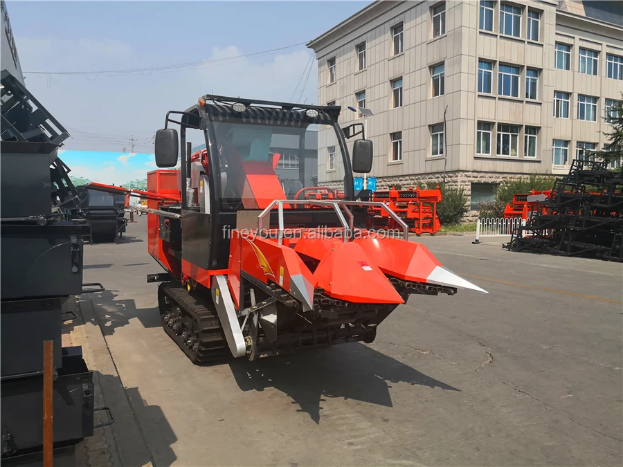 Maize Harvesting in 2 Rows - Efficient Corn Combine Harvester