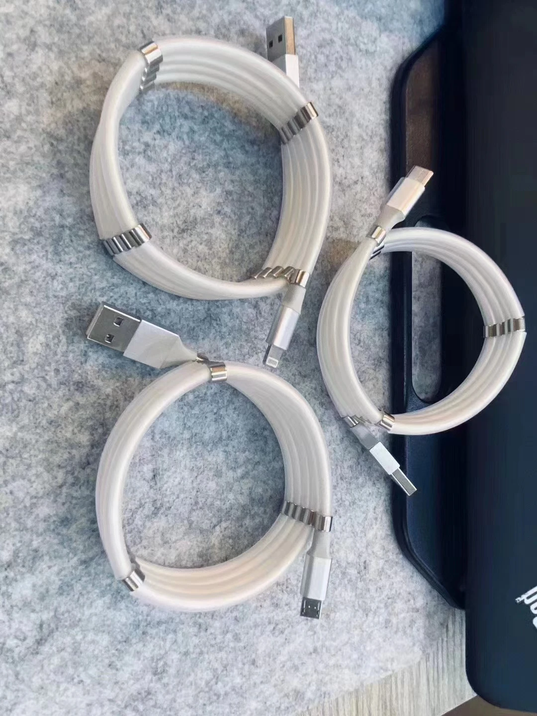 Supercalla USB type C CABLE Self-Wrapping Portable Easy-Coil Charging supercalla Cable with strong Magnetic for mobile phone - ANKUX.COM