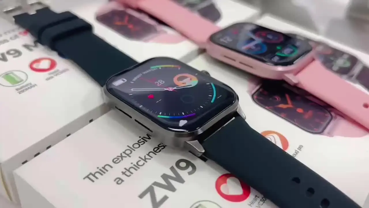 ZW9 Max Smartwatch BT Touchscreen with Color Screen