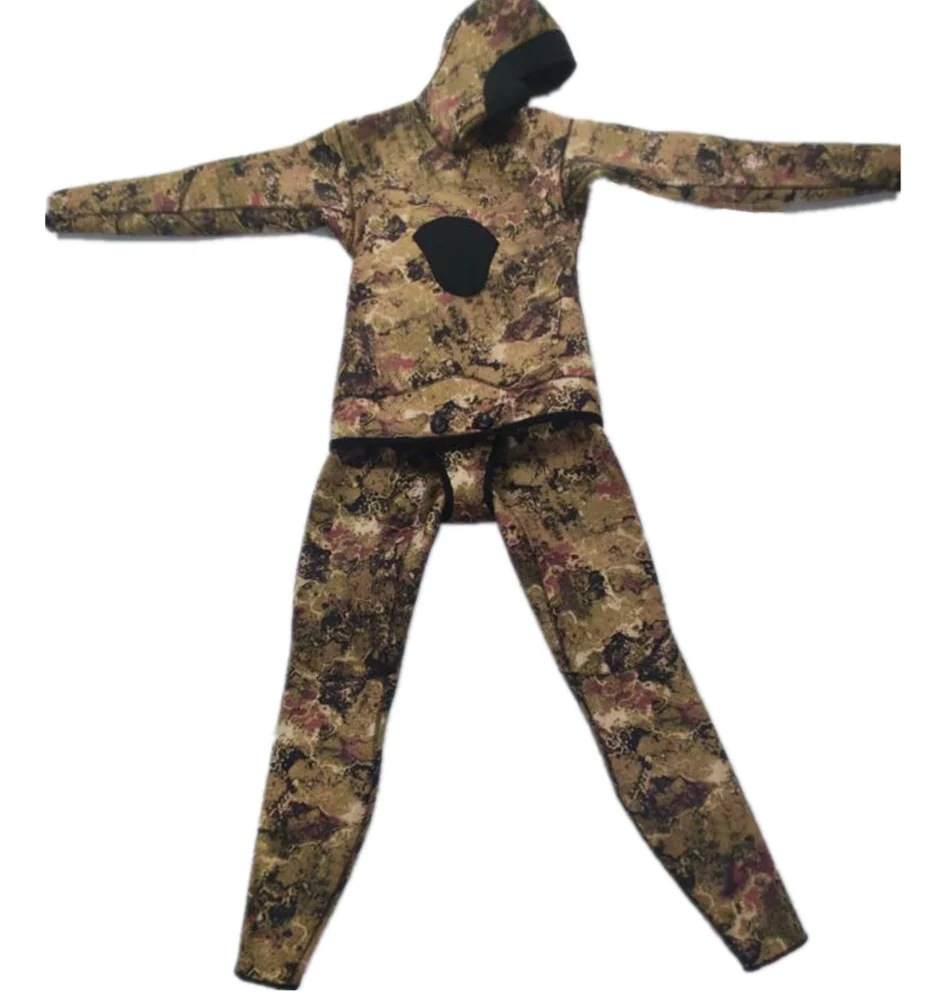 thumbnail image 2 of WYYHAA XL,1.5MM Neoprene Spearfishing Wetsuit With Hooded, 2 Pieces 2 of 14