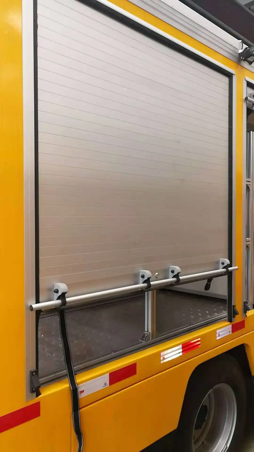 Van Delivery Truck Cabinet Kitchen Manual Roller Shutter Door