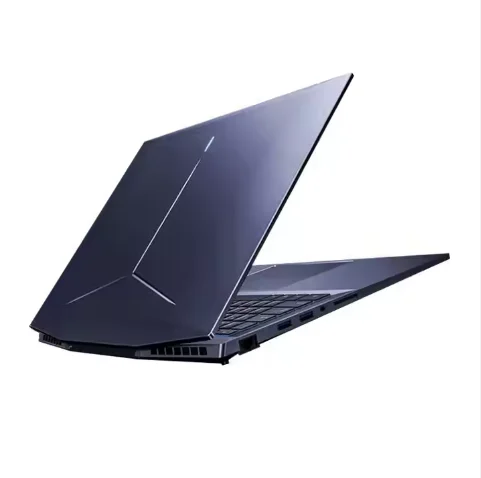 Comparison chart showing thermal performance of 17-inch vs 16-inch laptops under sustained load