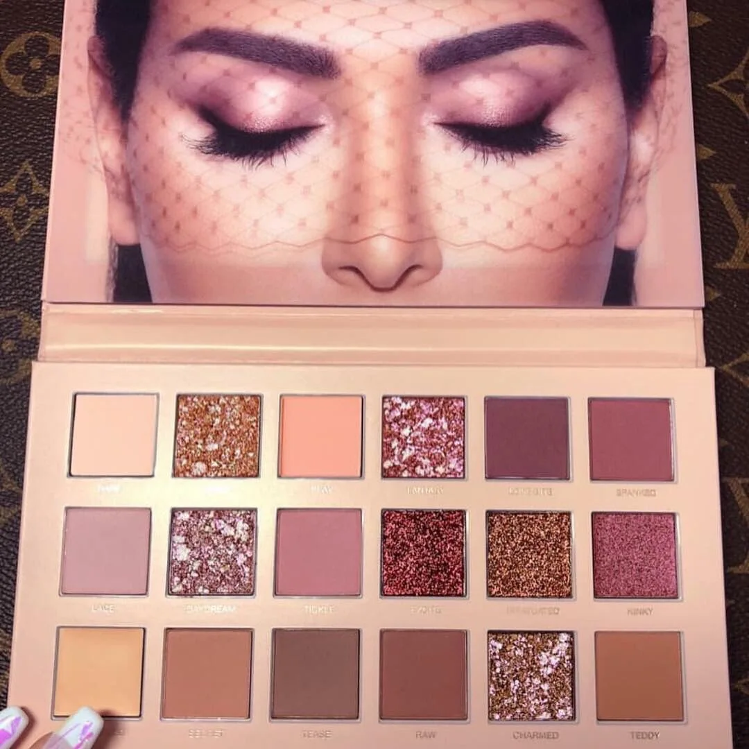 18 Colors Desert Rose Eyeshadow Palette Earthy Pearly Matte Glitter Eye