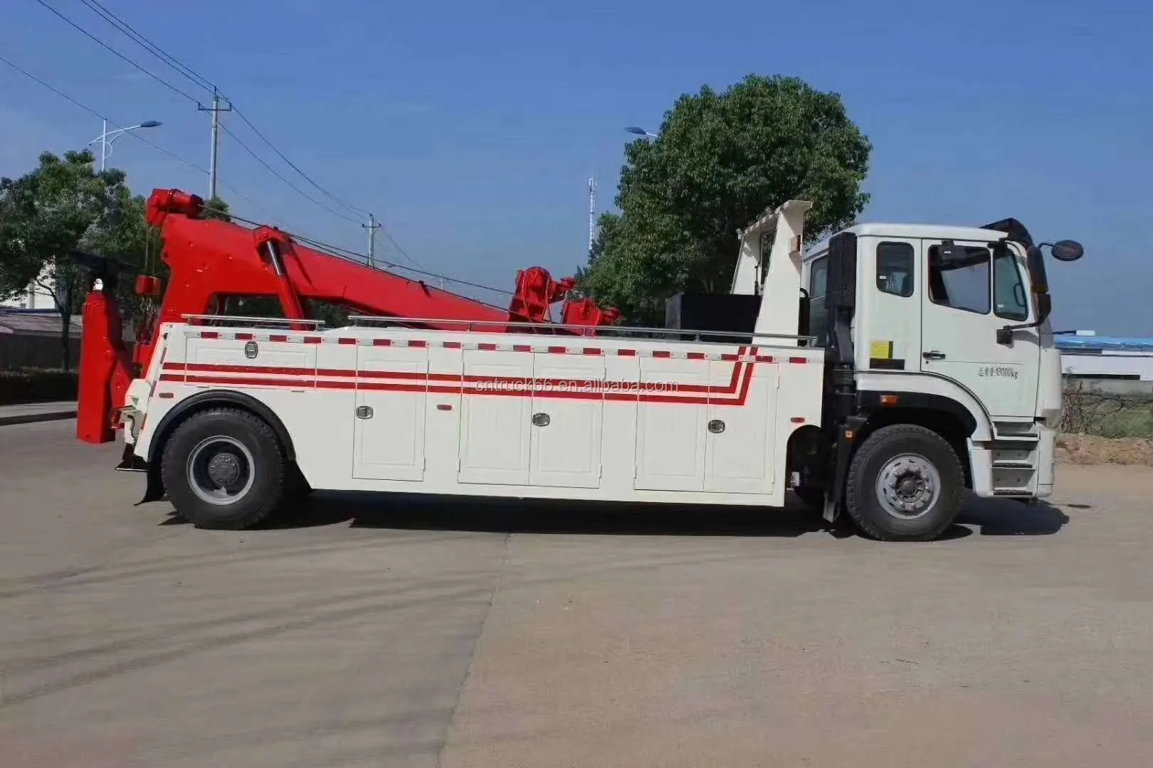4x2 Sinotruk Haohan 0 degree flatbed wrecker towing truck and wrecker body for sale