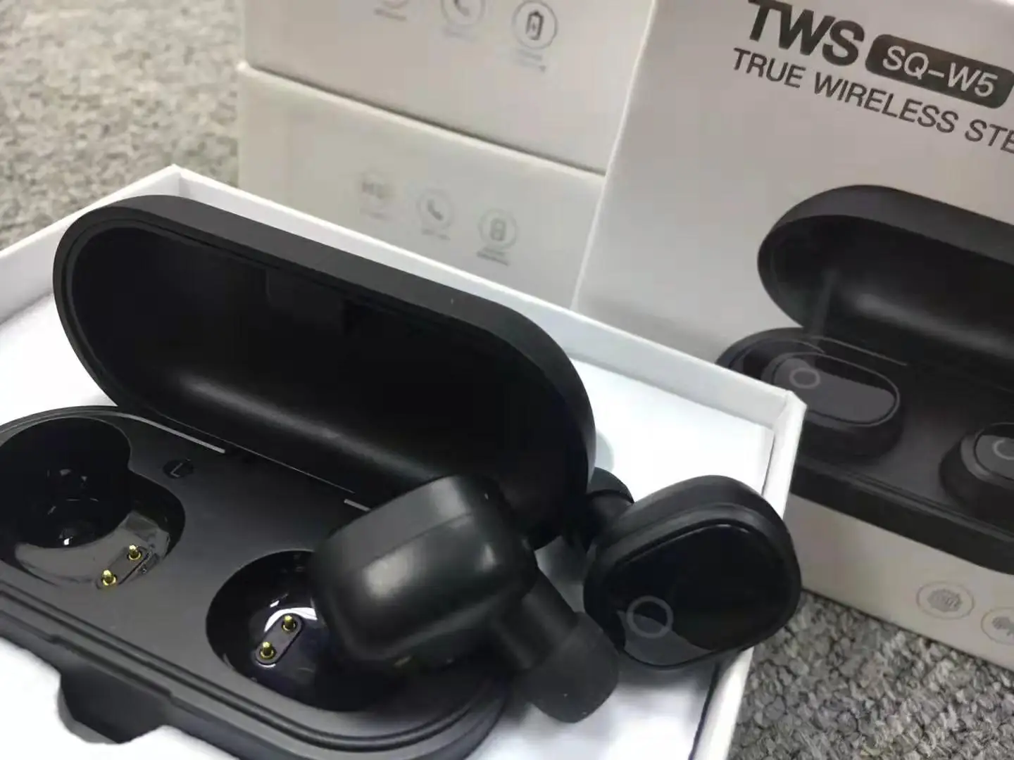 SQ-W5 TWS Fingerprint Touch Earphones, HD Stereo Wireless earphones,Noise Cancelling Gaming Headset