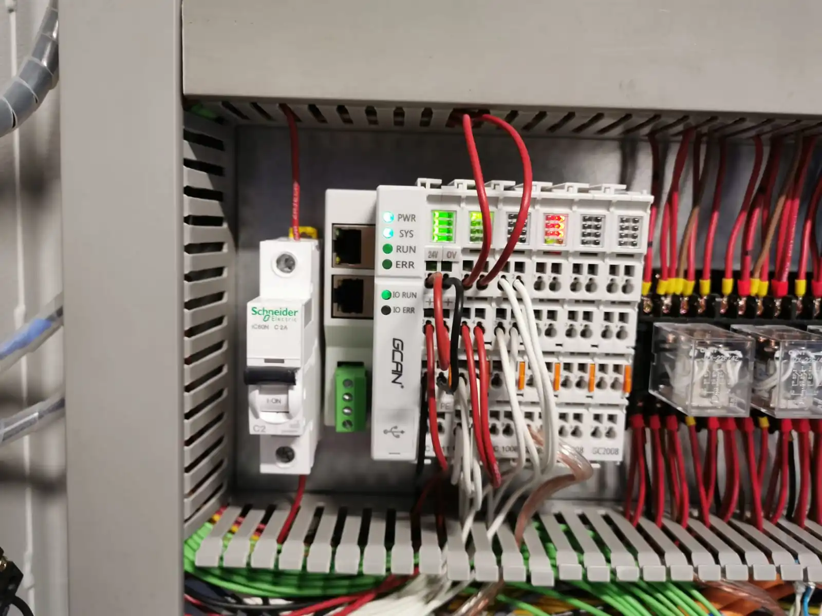 Chinese Plc Controller Programmable Logic Controller Splitter Price