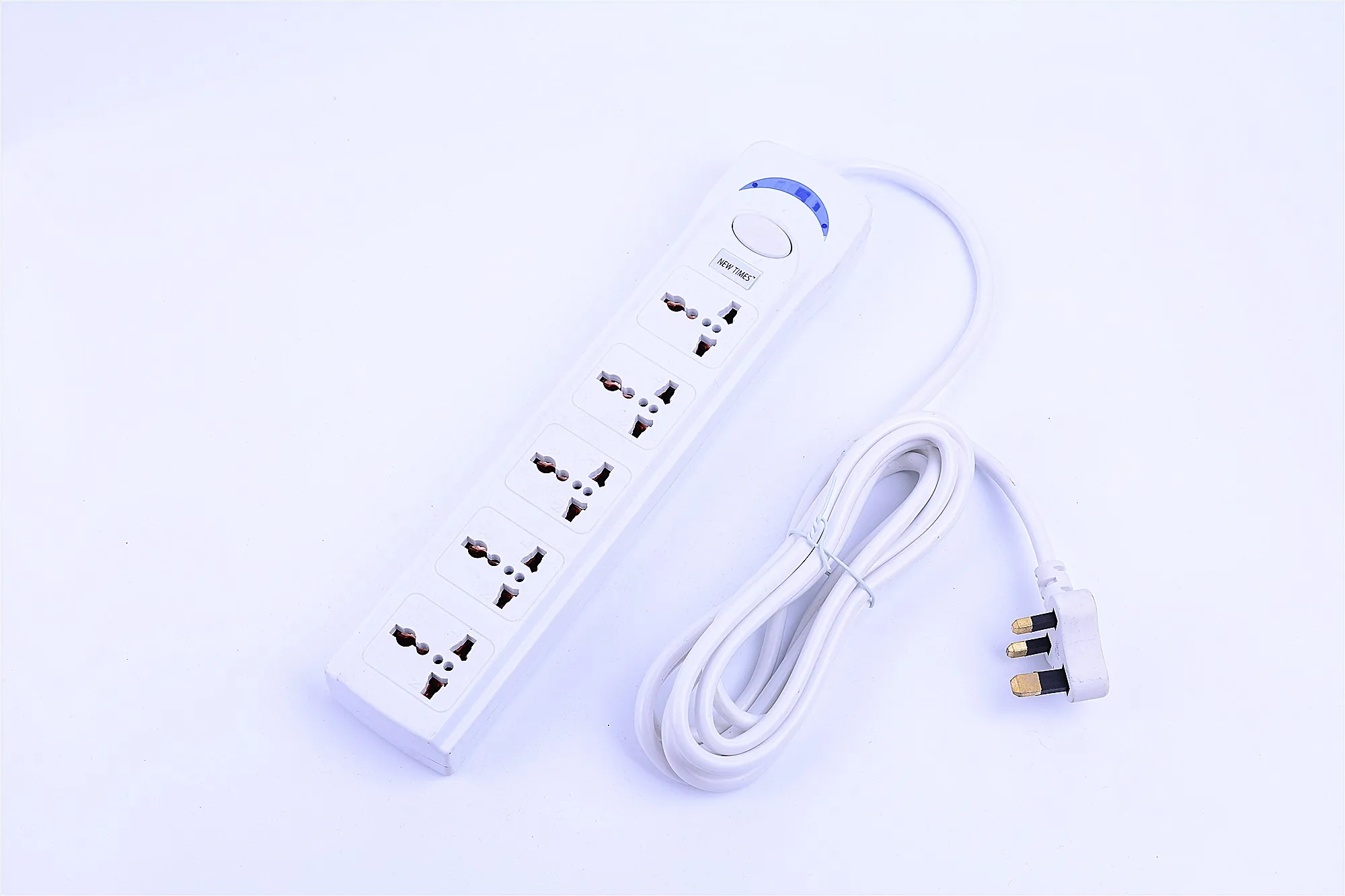 2m Multifunctional 3 Way Power Strip Extension Lead Switched Electric