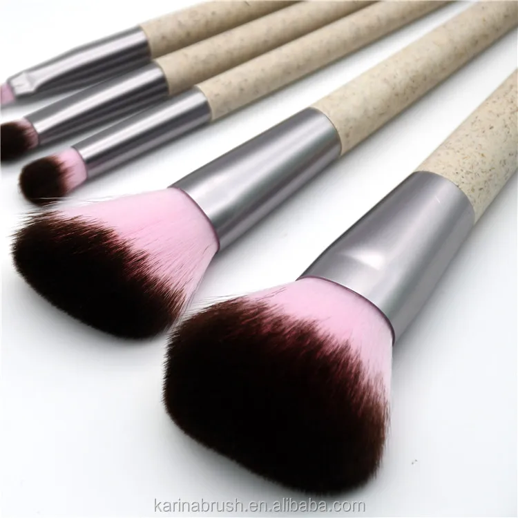 makeup brush 02.jpg