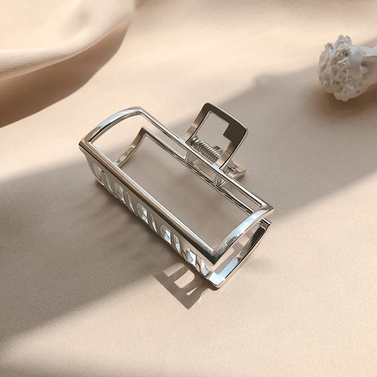 Yucat Simple Europe Women Fashion Retro Large Hair Clips Hair Accessories Gold Silver Hollow Shower Metal Hair Claw.jpg