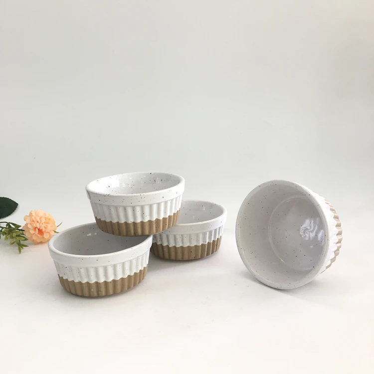 Japan cheap custom bakery kitchen bakeware round small 4 piece ceramic pudding ramekin bowl set in bulk.jpg
