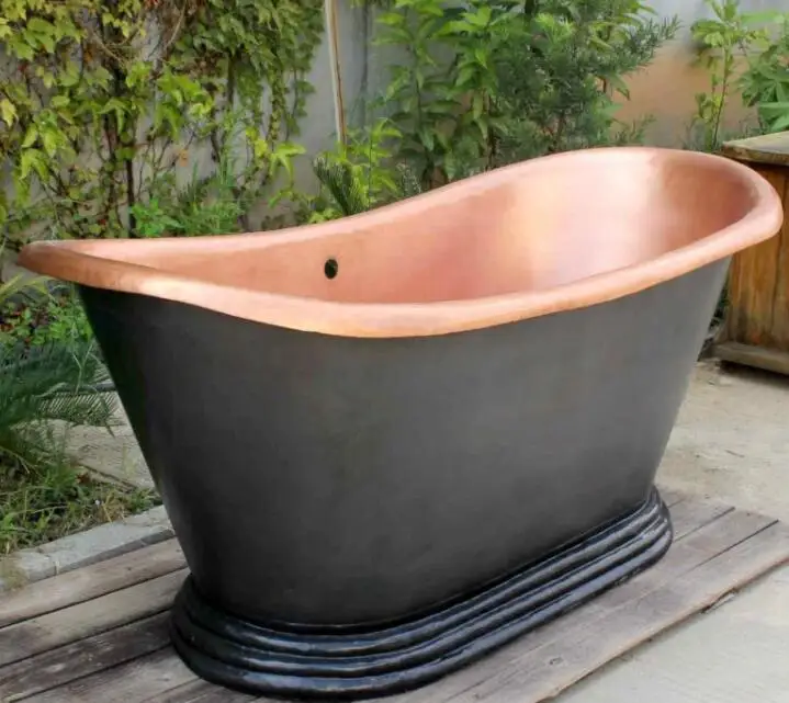 Bathtub 4.jpg