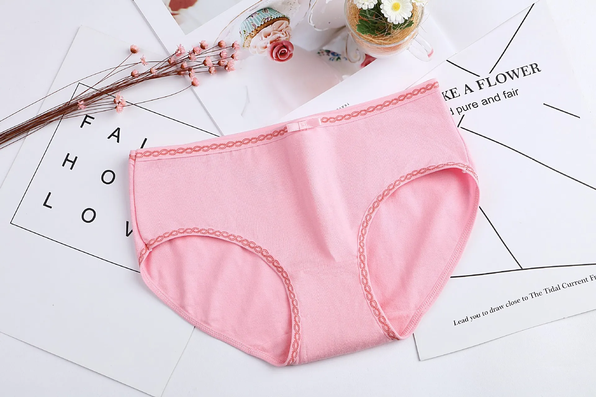 Cute Low Waist Cotton Panties New Arrival Sexy Underwear Brief For