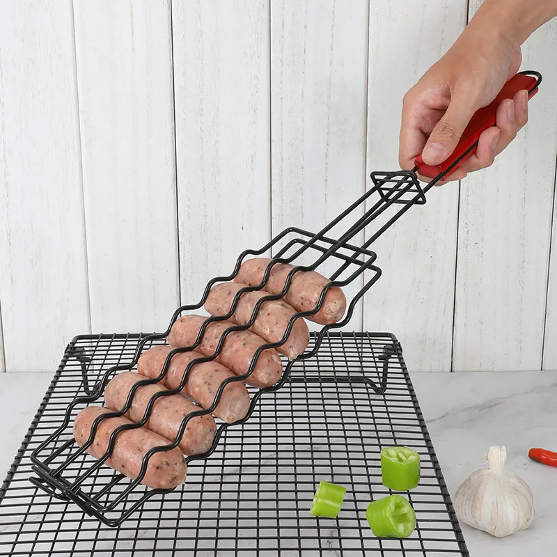 Outdoor Wooden Handle Metal Grill Basket Non-Stick Hot Dog Sausage Grilling Net Multi-Functional Camping BBQ Tool details