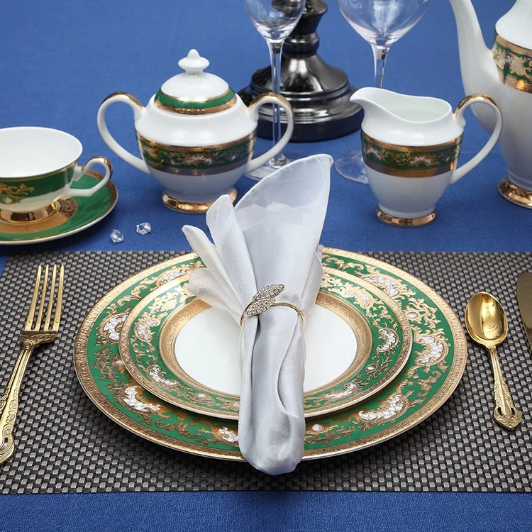 dinnerware set