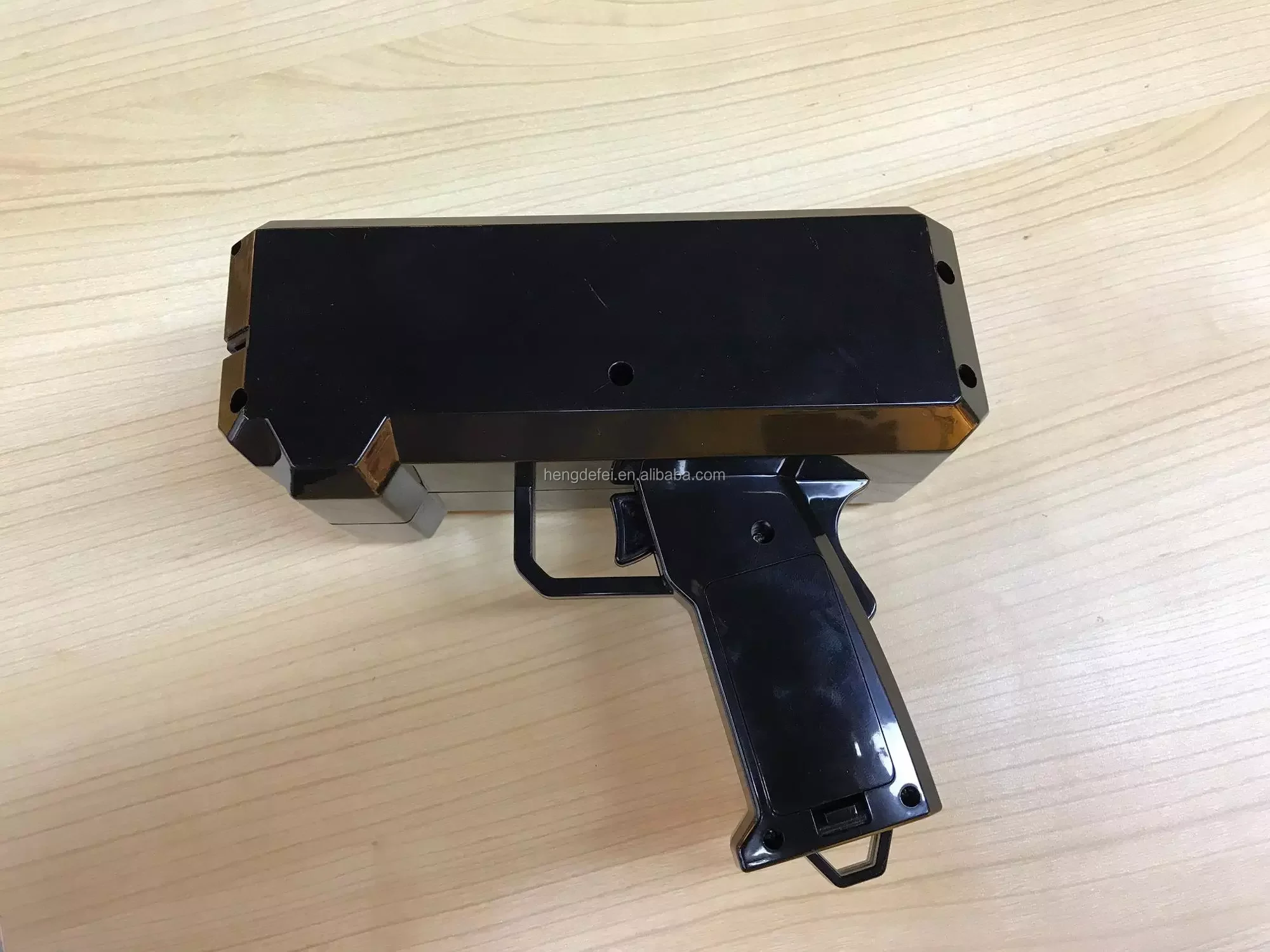 money gun....png