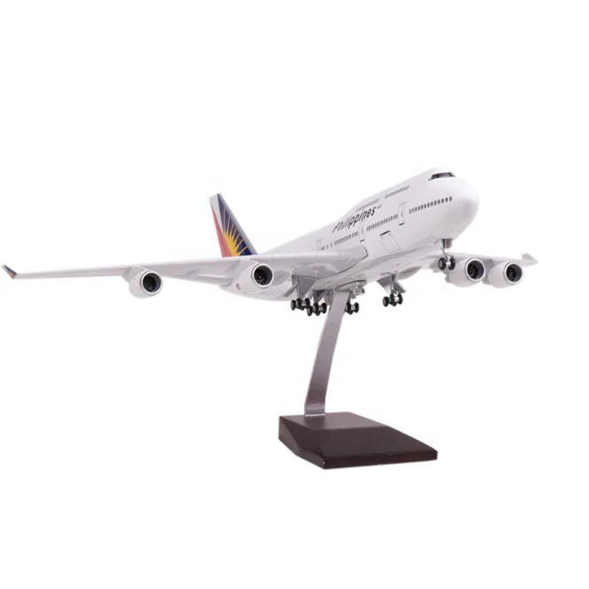 Best sell Philippine Airlines plane model Boeing 747 LED aircraft model voice control passenger resin airplane model 1 150 47CM