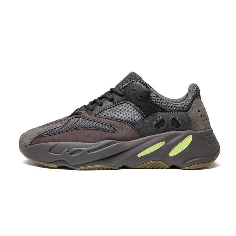 

Yeezy 700,1 Pair