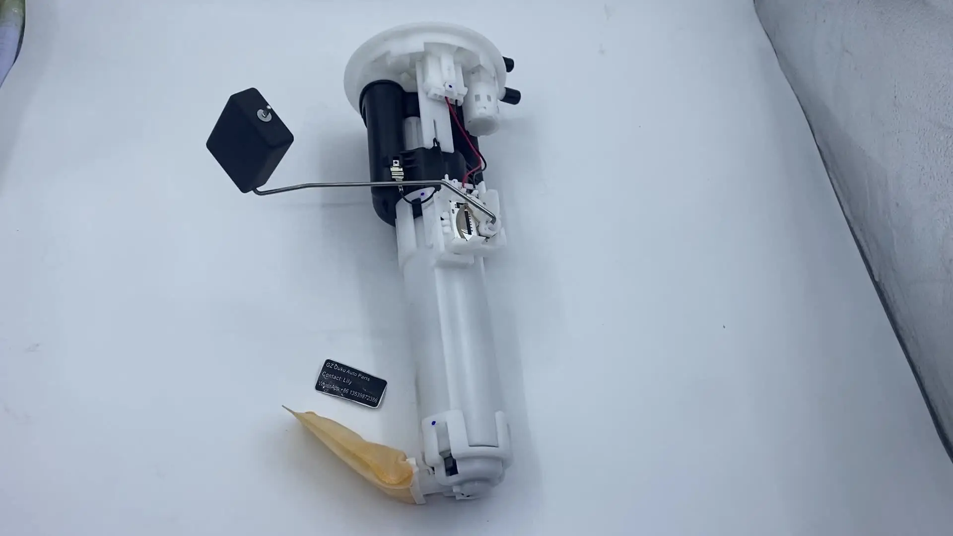Fuel Pump Module Assembly for Jimny 15100-81813/15100-84A13/15100