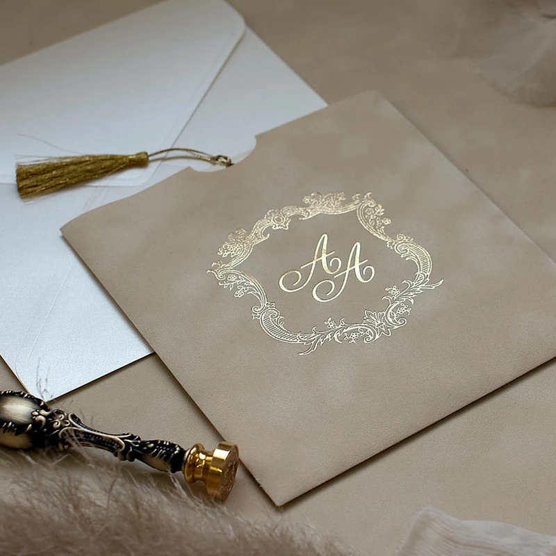 velvet envelope10.jpg