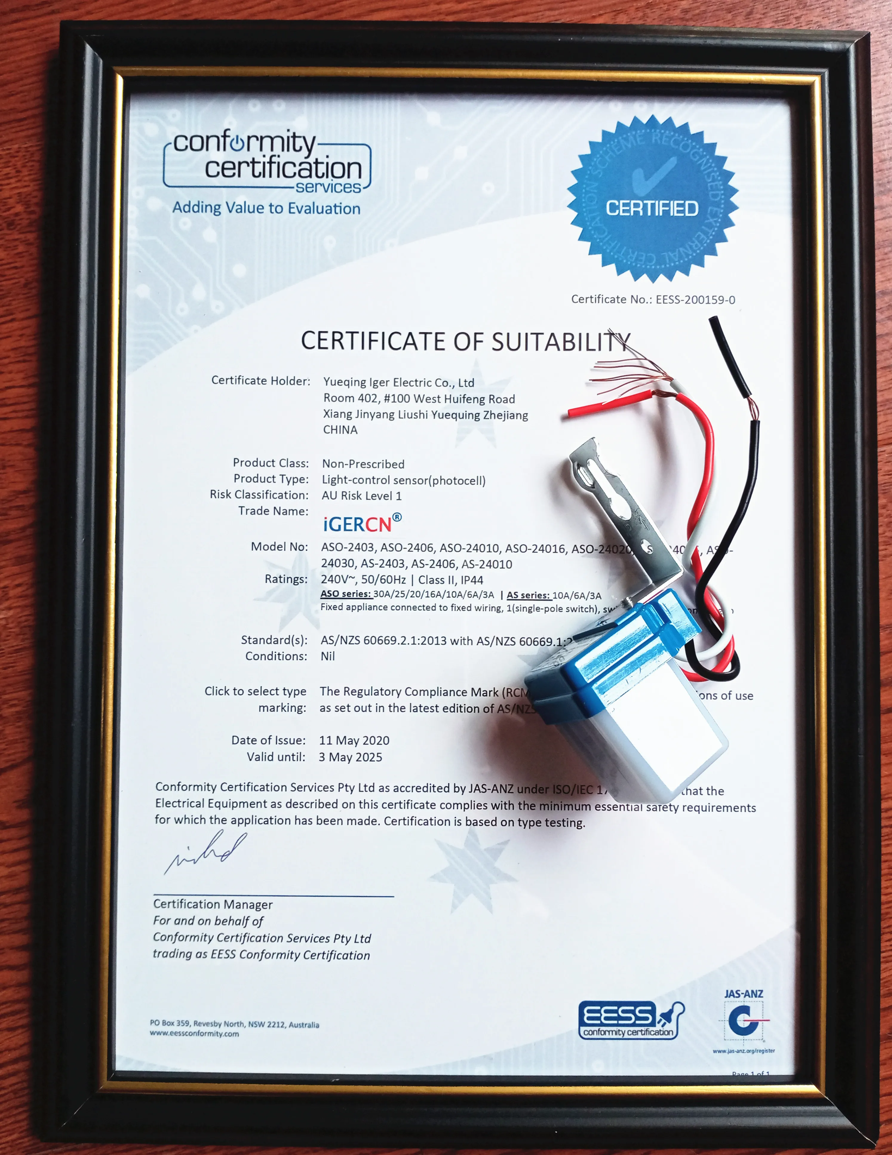 EESS-photocontrol .jpg